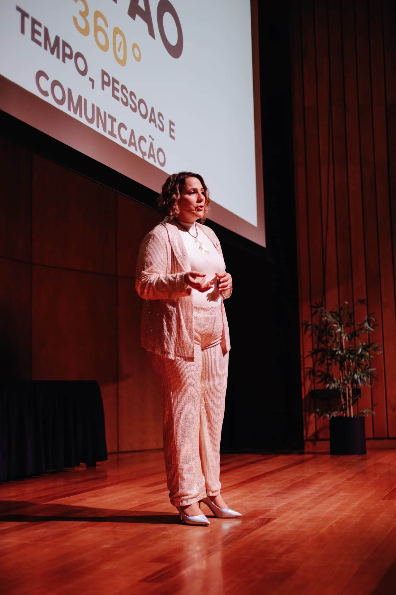 Empreender com Clareza, Liderar com Confiança
